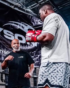 Francis Ngannou in training with Mike Tyson ahead of fight with Tyson Fury