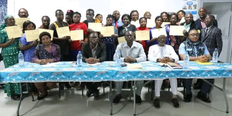 Teaching braille and sign language in Cameroon