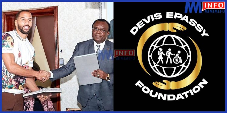 Devis Epassy and Minister of Basic Education, Laurent Serge Etoundi Ngoa.