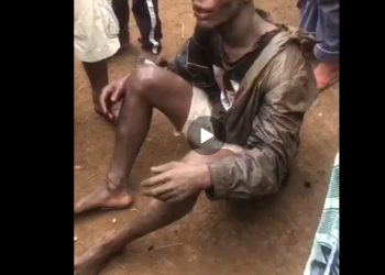 Man Escapes death after been lynched by an angry mop this morning. Mop justice cameroon
