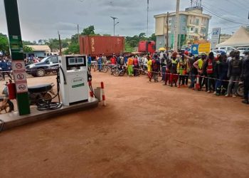 La station service Bocom qui se trouve au quartier Bemvele est accusée par les automobilistes de vendre du mauvais carburant. Ce dernier aurait déjà endommagé des moteurs de certains véhicules.