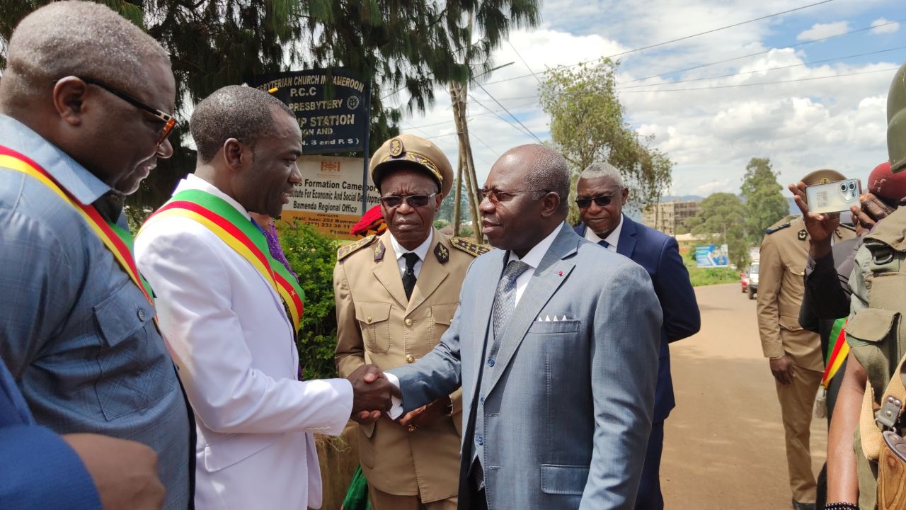 The minister of decentralisation is on a working visit to Bamenda. George Elanga Obam will also lay the foundation stone of the office of the North West Regional Assembly