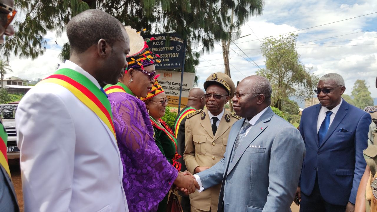 The minister of decentralisation is on a working visit to Bamenda. George Elanga Obam will also lay the foundation stone of the office of the North West Regional Assembly