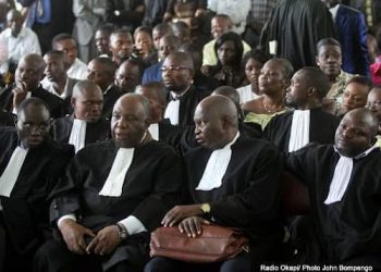 L’assistance à la prestation de serment des avocats stagiaires de barreau de la Gombe le 27/09/2011 au palais de justice à Kinshasa. Radio Okapi/ Ph. John Bompengo