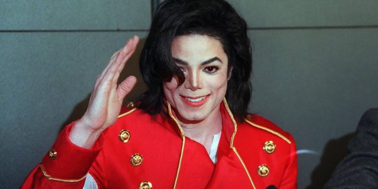 Michael Jackson, King of Pop is the highest-earning dead celebrity