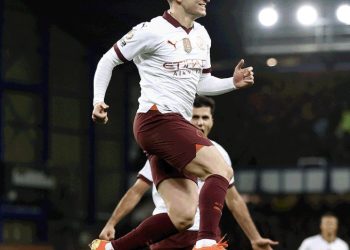 Manchester celebrates reclaiming their spot in the top four