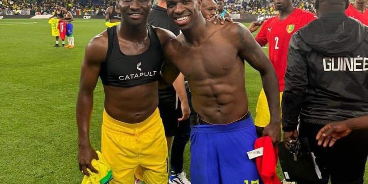 Morlaye Sylla exchanged his shirt with Vinicius Jr.