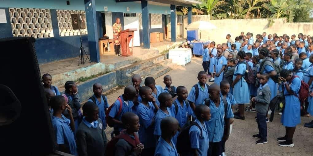 Late arrivals in some Douala schools