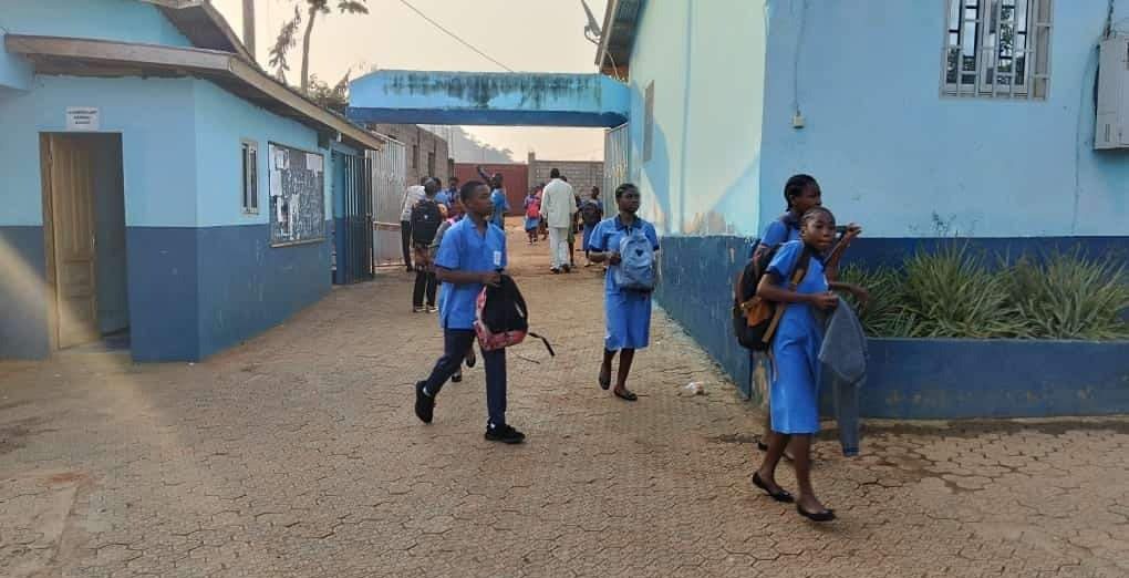 Late arrivals in some Douala schools
