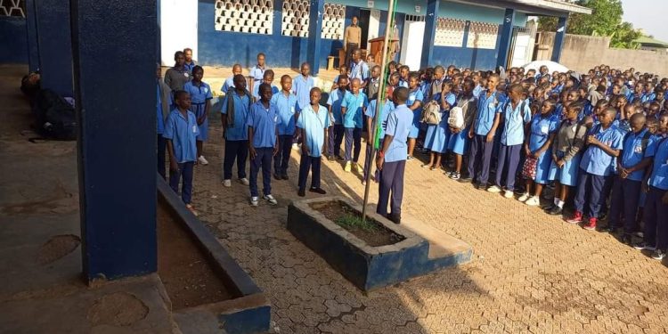 School resumes after lockdown (archive image)