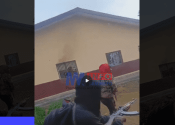 Separatits vandalise DO's office in Jakiri