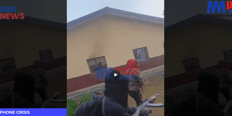 Separatits vandalise DO's office in Jakiri