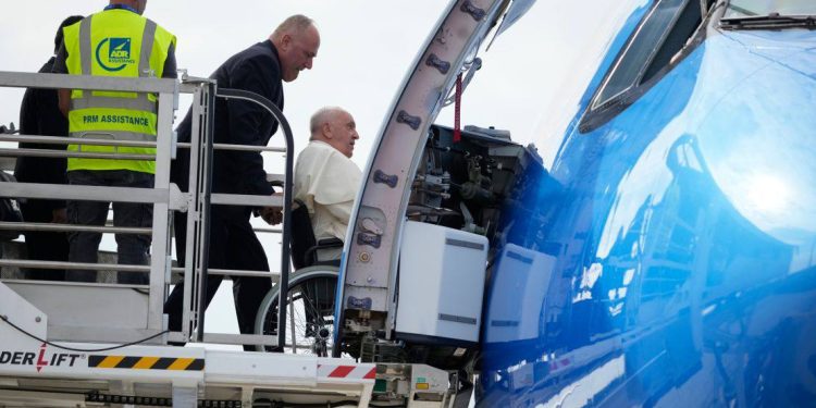 Pope Francis sets out on longest trip