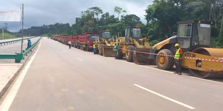 Les travaux de la Phase 2 de l'autoroute Yaoundé-Douala vont durer 3 ans