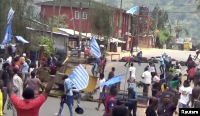Some of the protesters had Ambazonia flags, signifiying their believe that the struggle was about independence