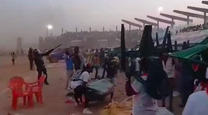 Guinée : Une bousculade lors d'un match de football fait près de 100 morts