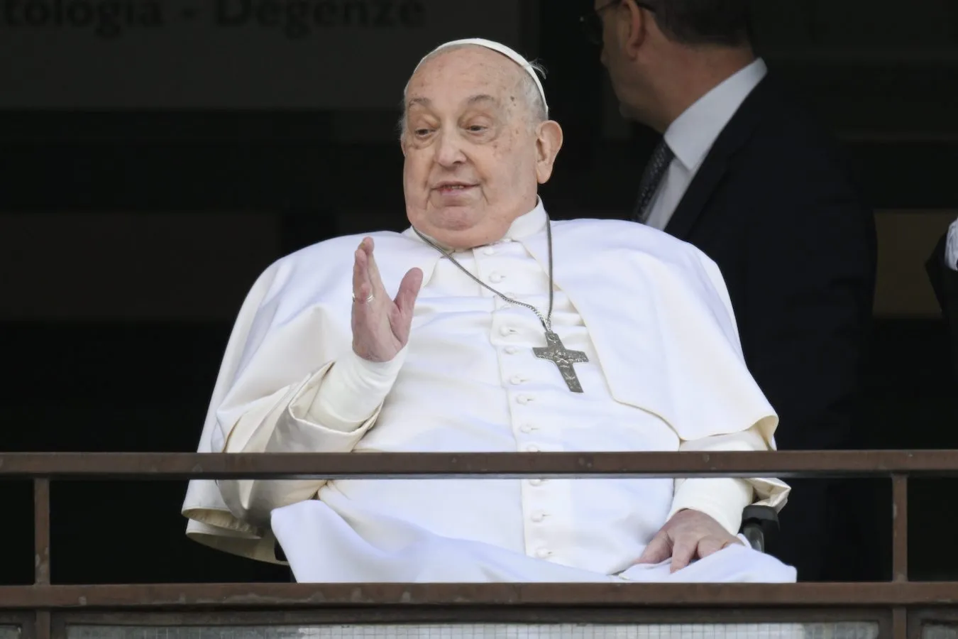 Pope Francis discharged from hospital