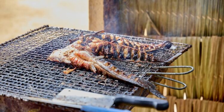 Vers une professionnalisation des vendeuses du poisson à la braise