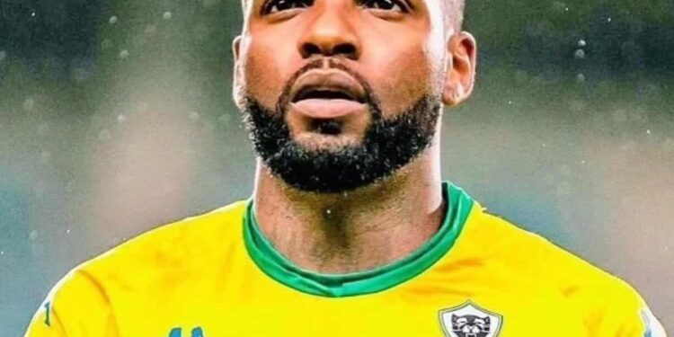L'international gabonais Aaron Salem Boupendza décède à 28 ans suite à une chute du haut d'un immeuble
