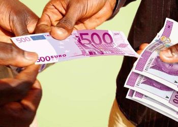 Devises : Le ministère des Finances va en guerre contre les changeurs informels