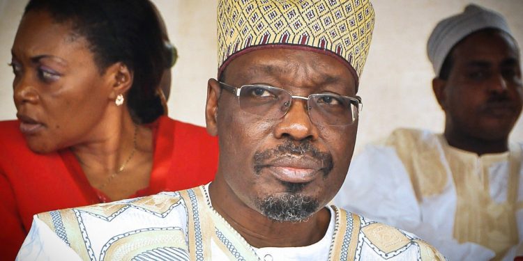 Issa Tchiroma Bakary s'éloigne t-il du RDPC?