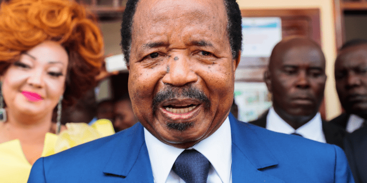 Le président Paul Biya se moque de l'opposition