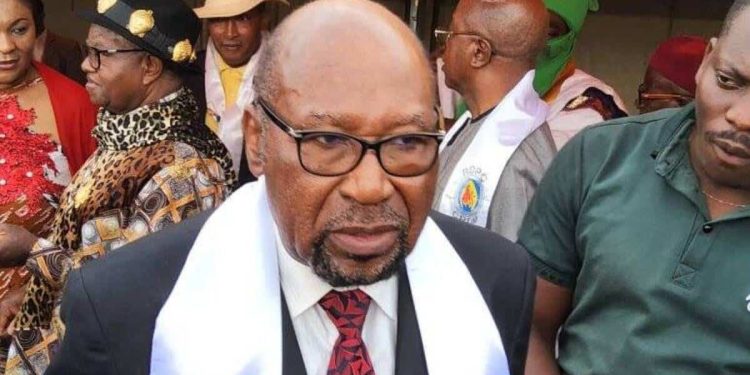 Le ministre Ndong Soumeth va offrir des CNI express aux populations de Okola
