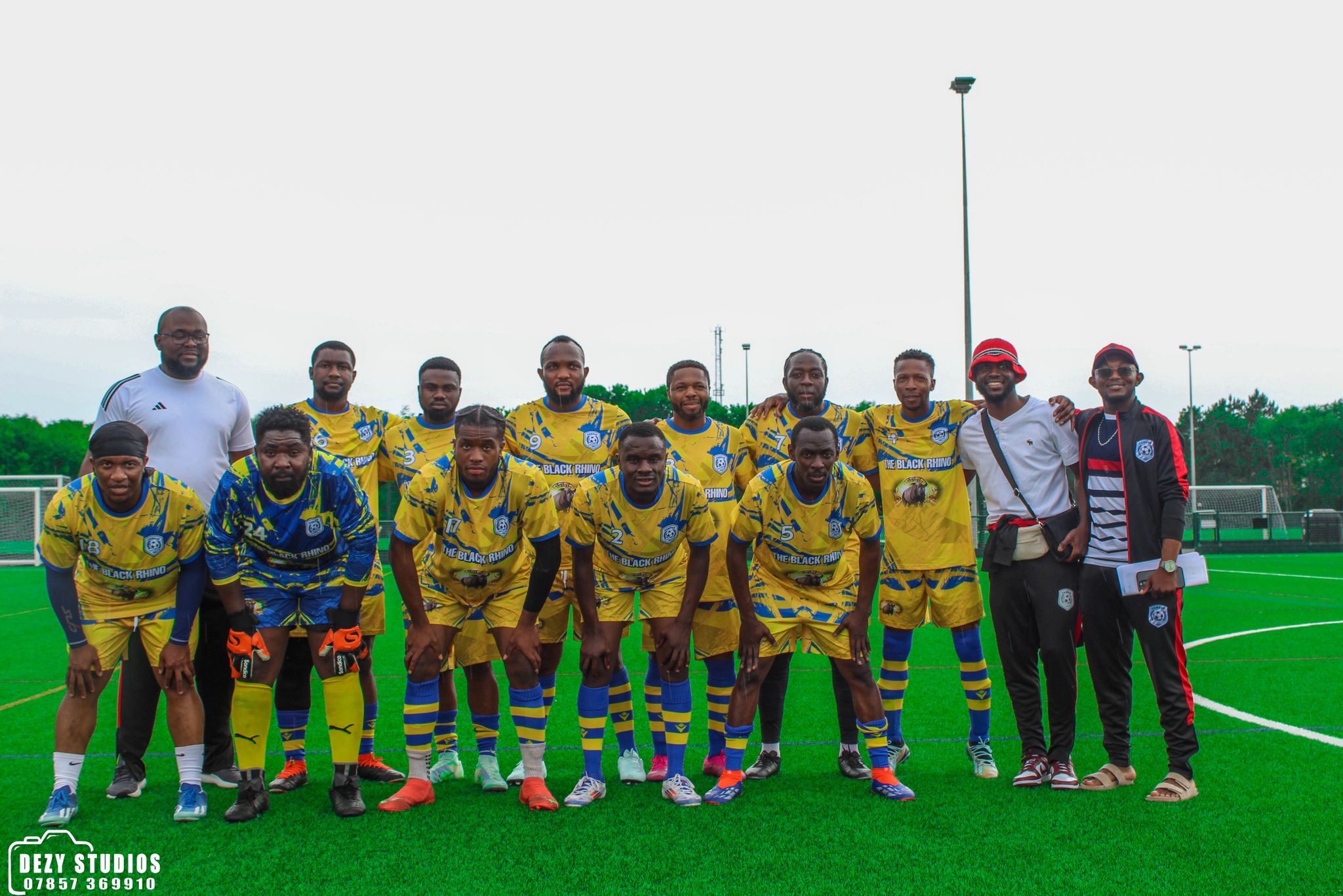 Camder FC pose for Press Before the game