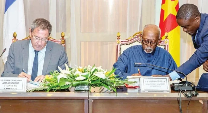 Travail des conjoints de diplomates : un accord inédit entre le Cameroun et la France