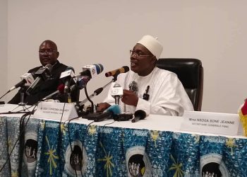 Issa Tchiroma Bakary : « Je suis le candidat de la transition »