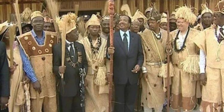 Un collectif citoyen presse les chefs religieux et traditionnels d’exiger le retrait de la candidature de Paul Biya