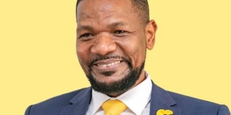 Dr. Richard Munang
