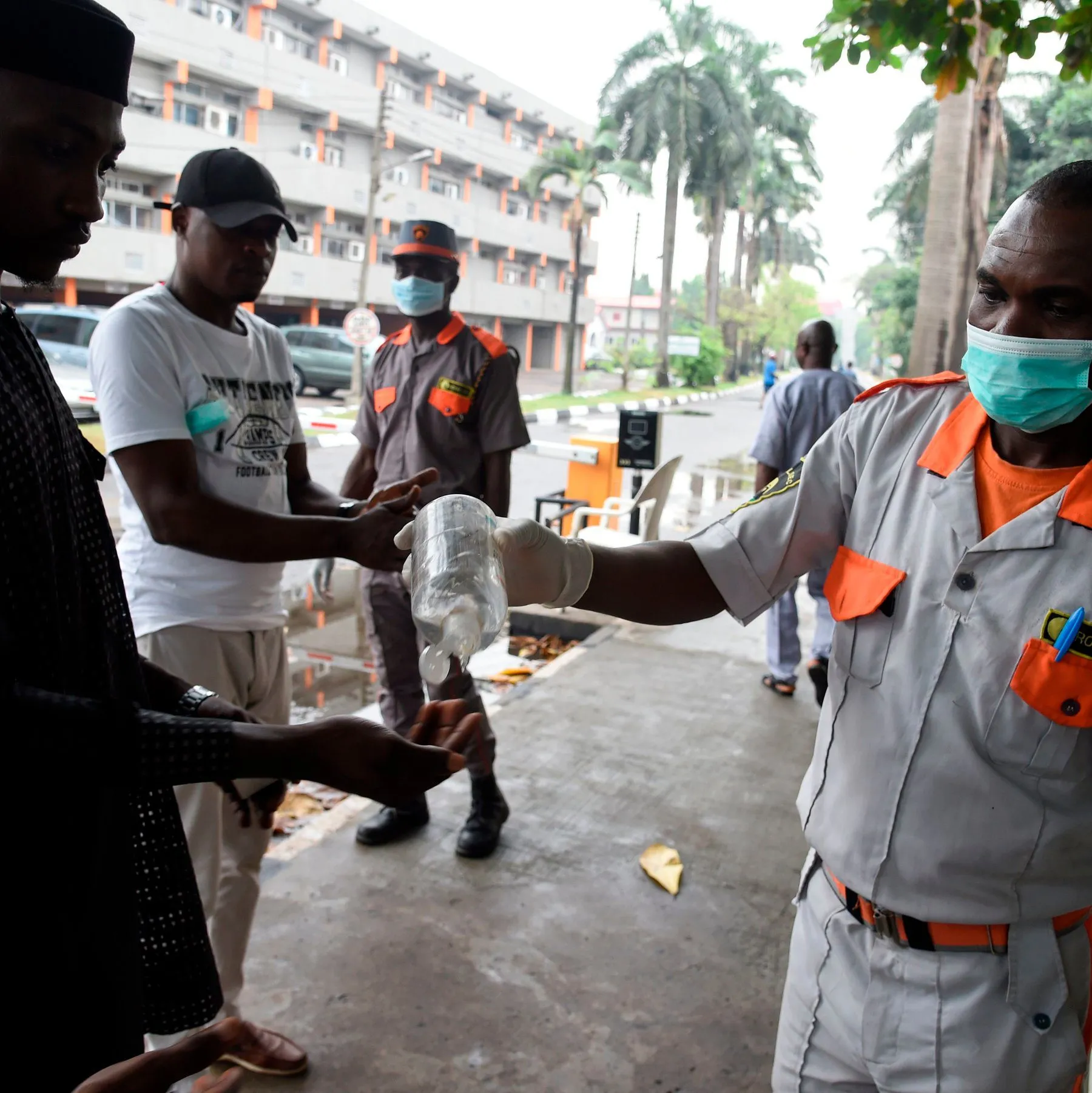 28virus Africa MediumSquareAt3X