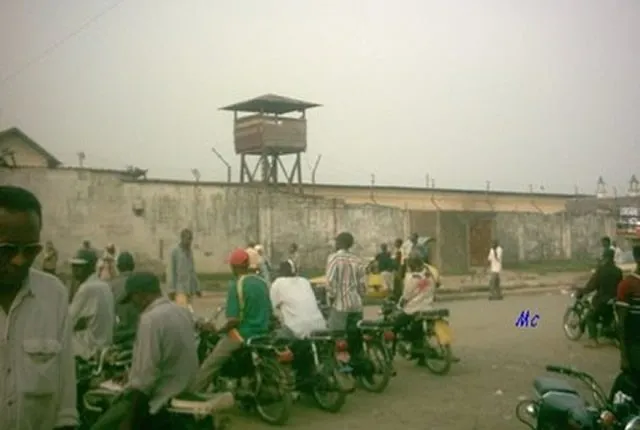 Prison Douala New Bell640
