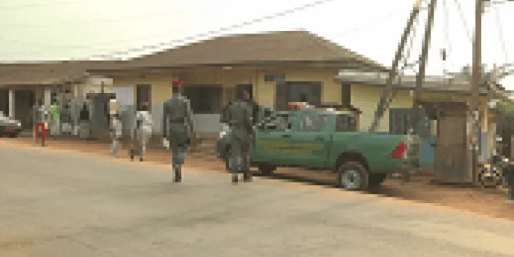 Cameroun   Coulisses Des Legi 906398242 Gendarmerie Devant Centre De Vote Cameroon Info P Net 800xm9x 1