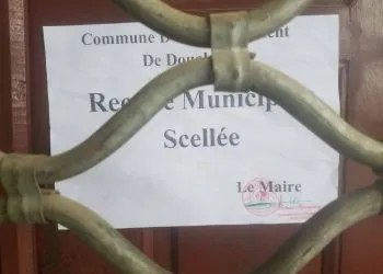 Douala 5eme Bureau Municipale Sceller Par Le Maire