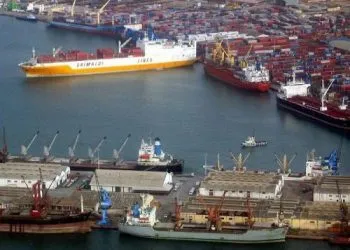 0706 8096 Cameroon Only 30 Of Douala Port S Capacity Is Used Because Of The Shipwrecks L
