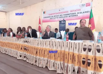 MAROUA REMISE DE DON 3 C