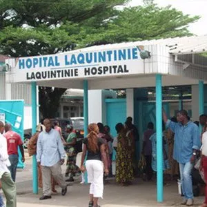 Hopital Laquintinie25041230 1