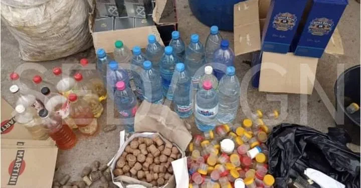 Une usine de fabrication de faux whisky démantelée à Yaoundé