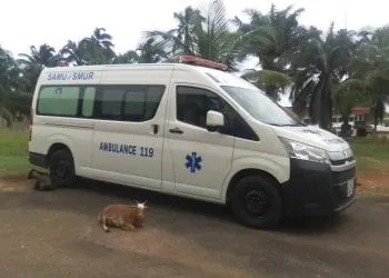Une ambulance médicalisée avec assistance en oxygène, dans la ville de Kribi