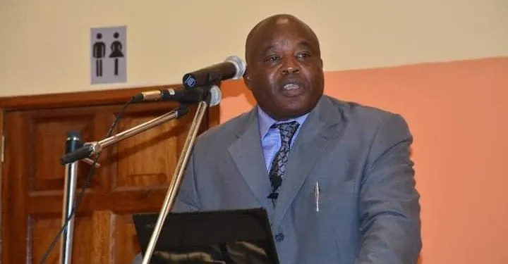 le Professeur Maurice TSALEFACK, le charismatique doyen de la Faculté des lettres de l'université de Dschang
