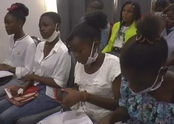 Des participants au Forum Sanaga maritime Mapubi (FOSAMA)
