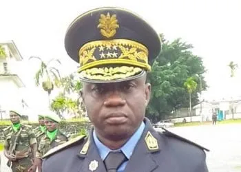 Le Commissaire Divisionnaire Dr Raymond Mman
