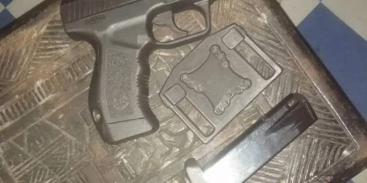 L'arme de Madame sous-préfet de Kribi 2e a été retrouvée à Douala