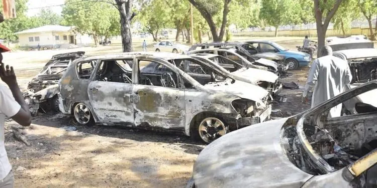 8 véhicules calcinés à un poste de Douane de la ville de Maroua