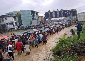 Innondations dans la ville de Douala