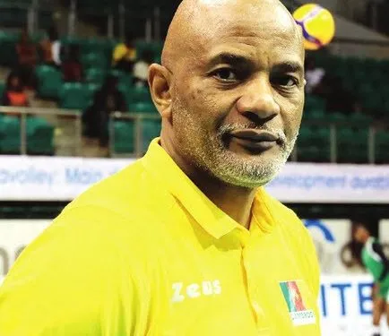 Jean René AKONO, Coach des Lionnes de Volley-ball
