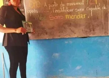Institutrice En Greve