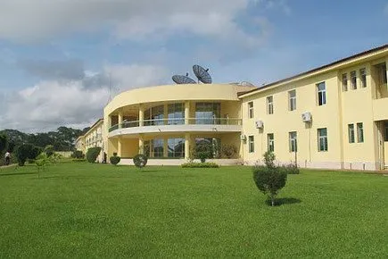 Le Centre D Excellence De La Caf C3A0 Mbankomo Consy Truit C3A0 Partir De 2006 InaugurC3A9 En 2010